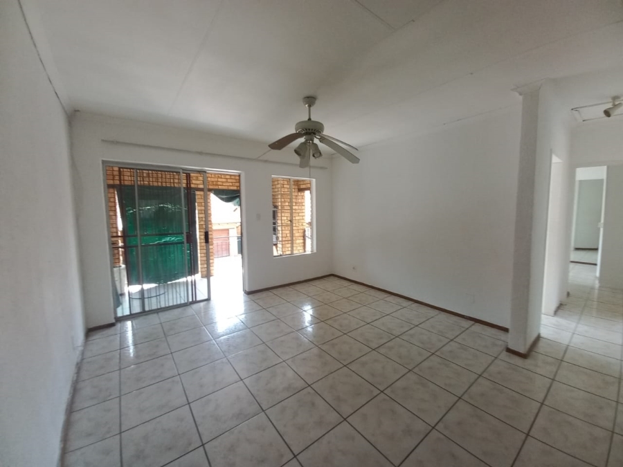 3 Bedroom Property for Sale in Safari Gardens North West